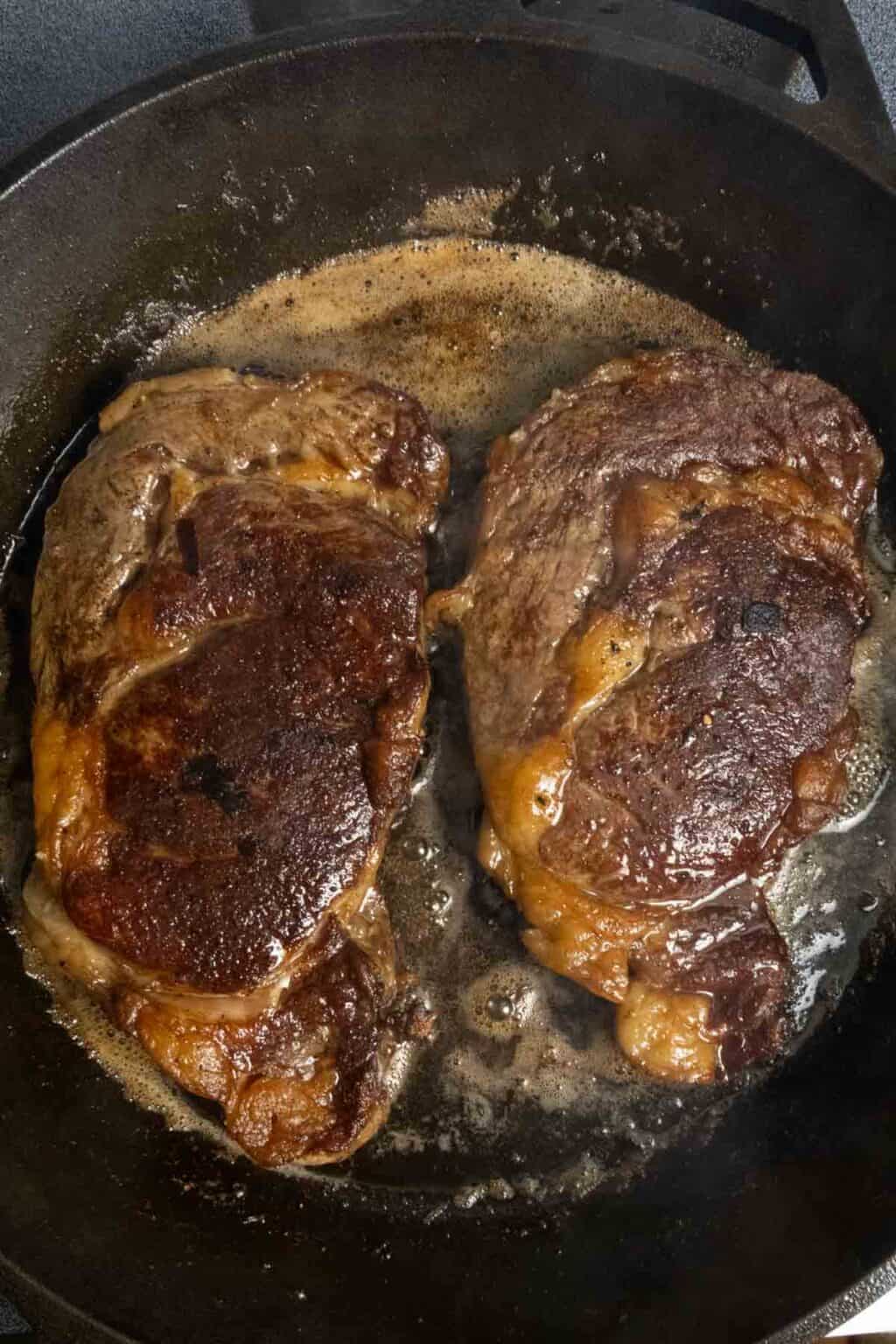 How to Dry Brine Steak (And Cook it in a Cast Iron Skillet) - The ...